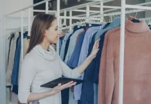 Jak wybrać hurtownię odzieży damskiej dla butików stacjonarnych 380-jak-wybrac-hurtownie-odziezy-damskiej-dla-butikow-stacjonarn.webp