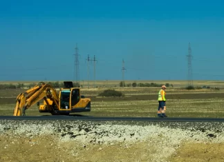 Jak wydłużyć żywotność narzędzi i maszyn do robót ziemnych asco-eq.pl - 025-jak-wydluzyc-zywotnosc-narzedzi-i-maszyn-do-robot-ziemnych.webp