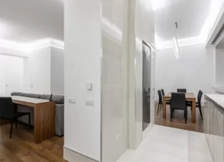lampykemar.pl - 390-jak-dobrac-oswietlenie-do-malego-mieszkania-bez-utraty-przes.webp